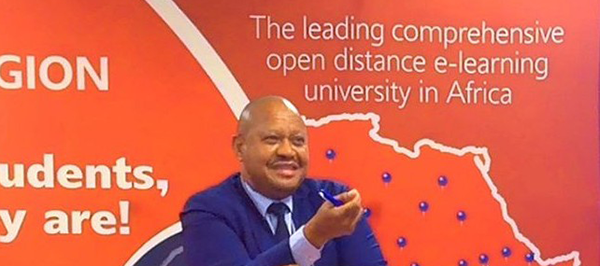 Unisa%20hosts%20dialogue_B1.png