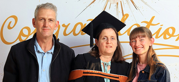 Unisa-alumna-break-limits-through-education-1.jpg