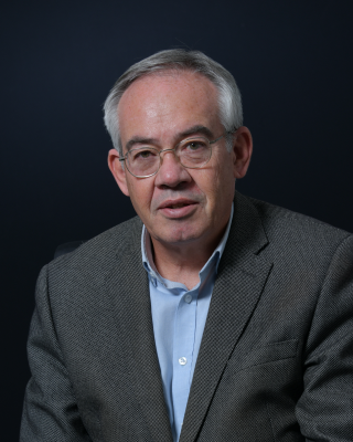 Prof Dirk Kotze